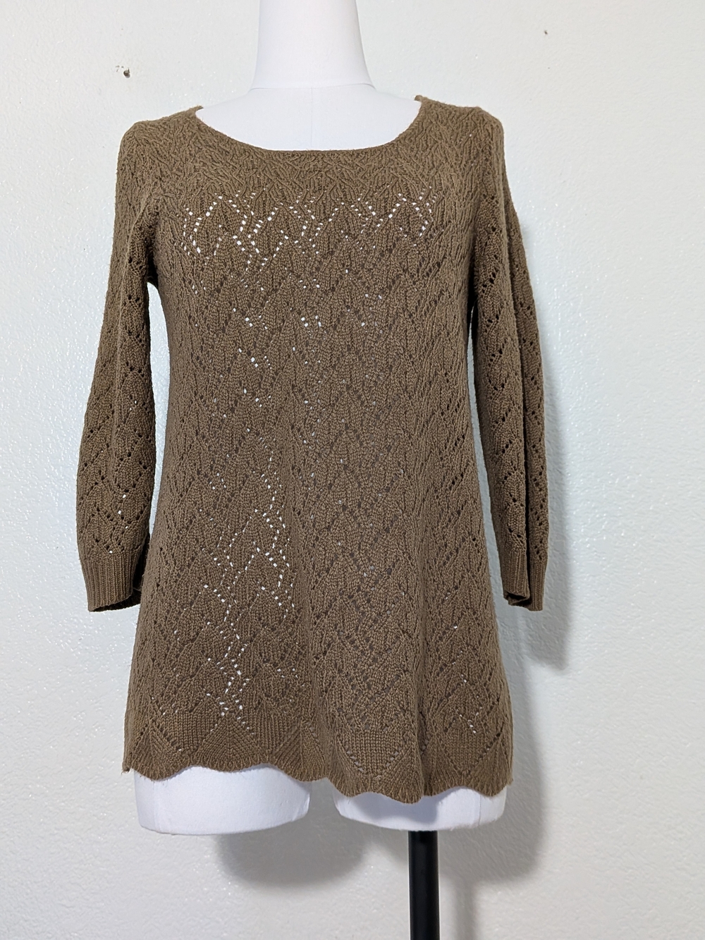 Debbie Morgan Taupe Openwork Scoop Neck Sweater Size Small